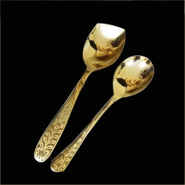 Brass Rich and vegetable spoon Brass Rich Spoon–(Length-11 inches.Width-3 inches) Brass Vegetable Spoon–(Length.9.50 inches.Width-2.2 inches)